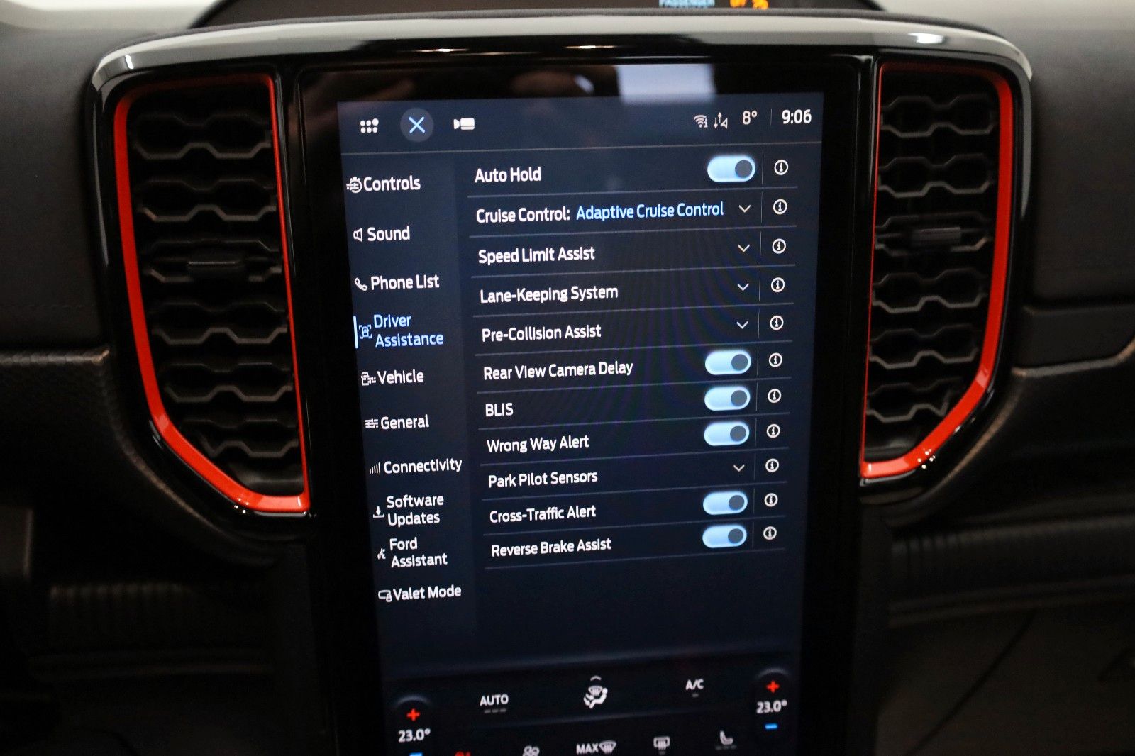 Fahrzeugabbildung Ford Raptor e-4WD,Rollo el,AHK, ATM !! Garantie07/28