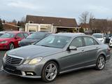 Mercedes-Benz E 300 Limousine BlueEfficiency AMG-LINE - gebrauchte Mercedes-Benz E 300 aus dem Jahr 2010