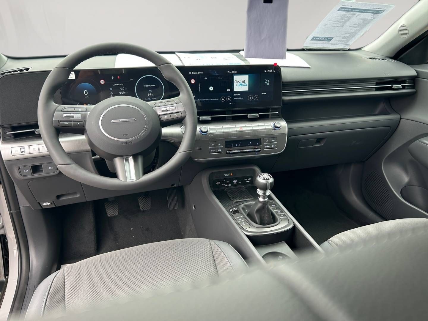 Fahrzeugabbildung Hyundai KONA 1.6 T-GDI (150 PS) Prime Teilleder, Navi, L