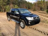 Toyota Hilux Life Double Cab 2.5 D-4D 144 PS DPF 4x4 - Toyota Hilux mit Diesel-Antrieb: 2.5