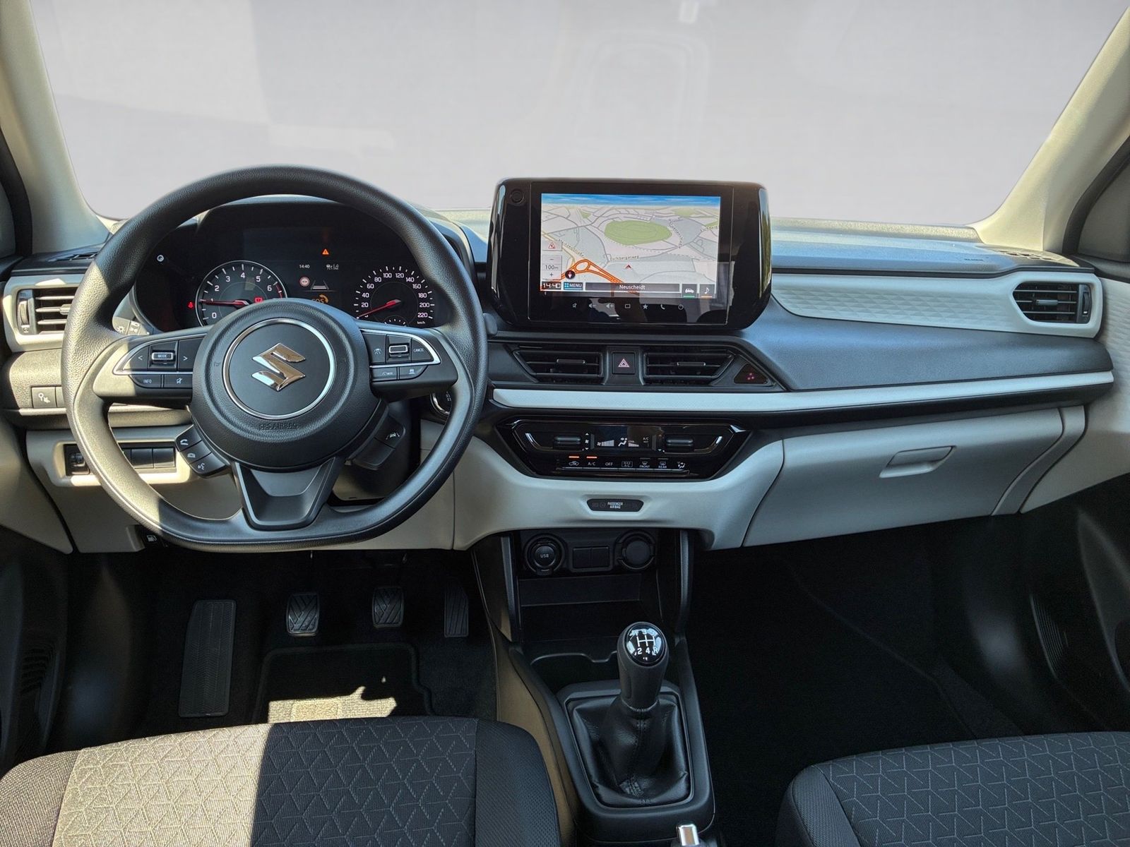 Fahrzeugabbildung Suzuki Swift 1.2 Club LED,Navi,ACC,Klima,Kamera