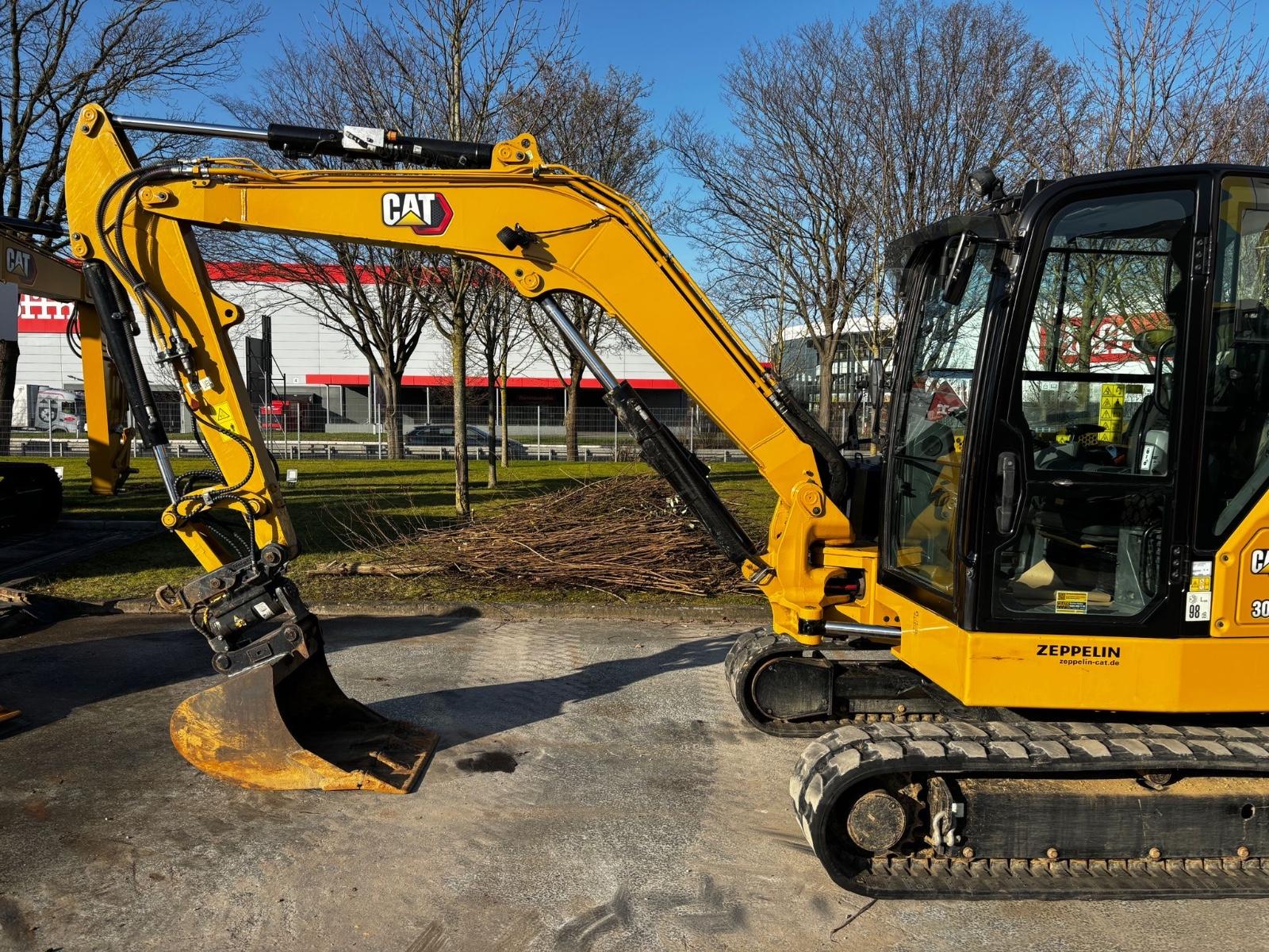 CAT 306