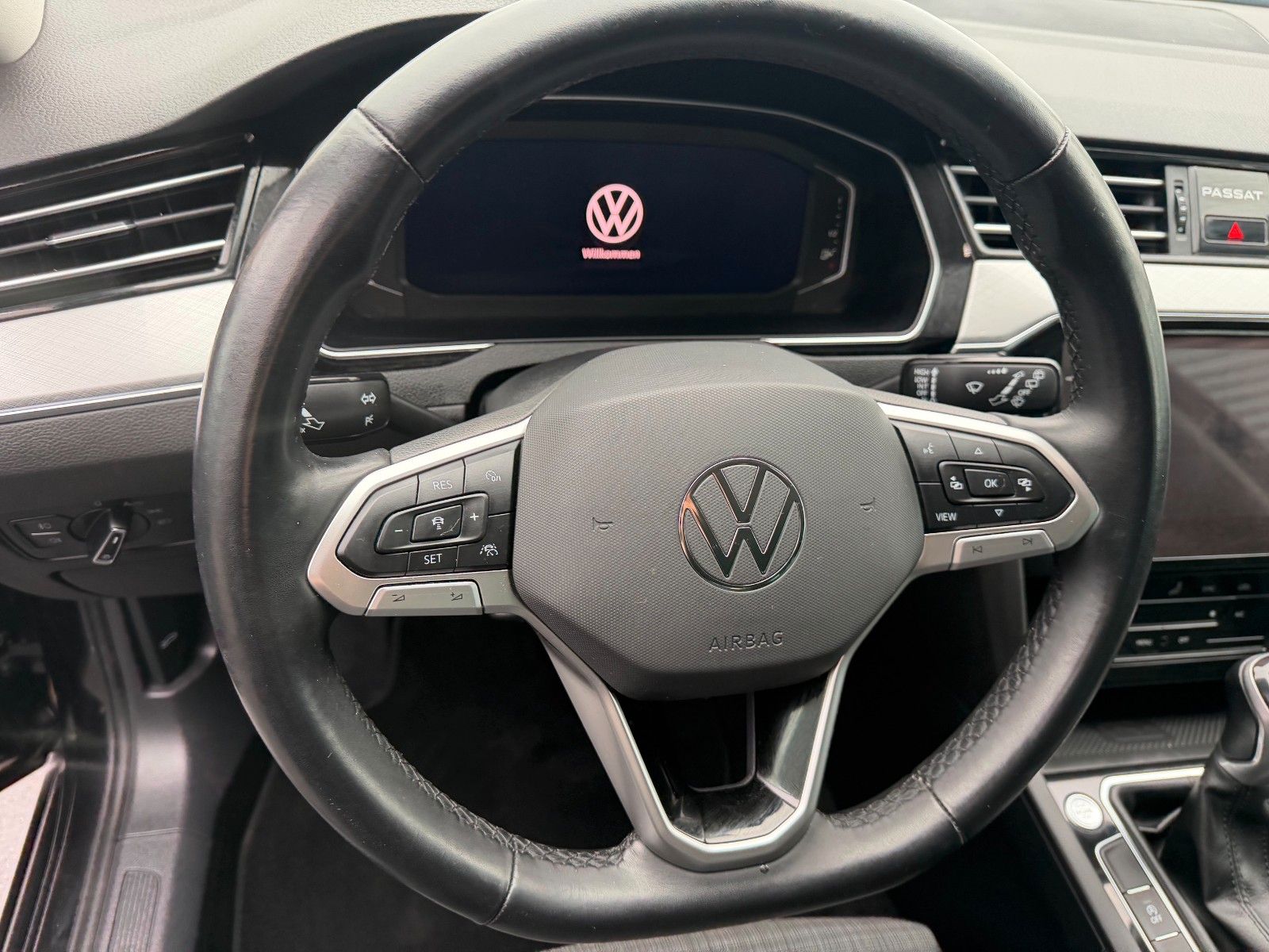 Volkswagen Passat Variant Business DAB*Massagesitze*Matrix imagem 3
