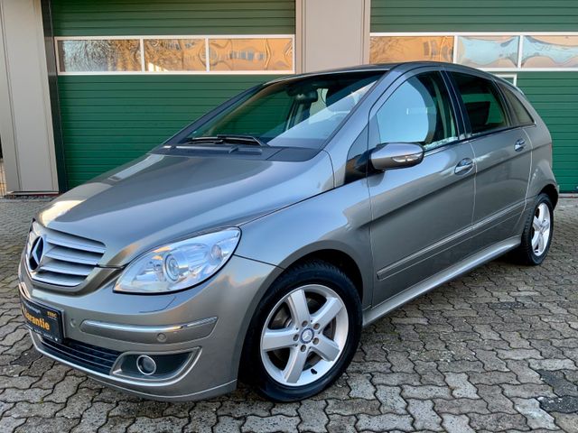 Mercedes-Benz B 180 CDI/TÜV NEU/NAVI/BI-XENON/CARPLAY/PDC/