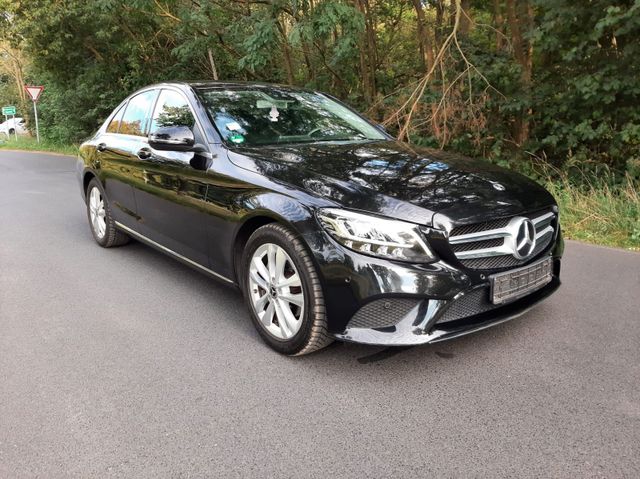MERCEDES-BENZ Mercedes benz C180