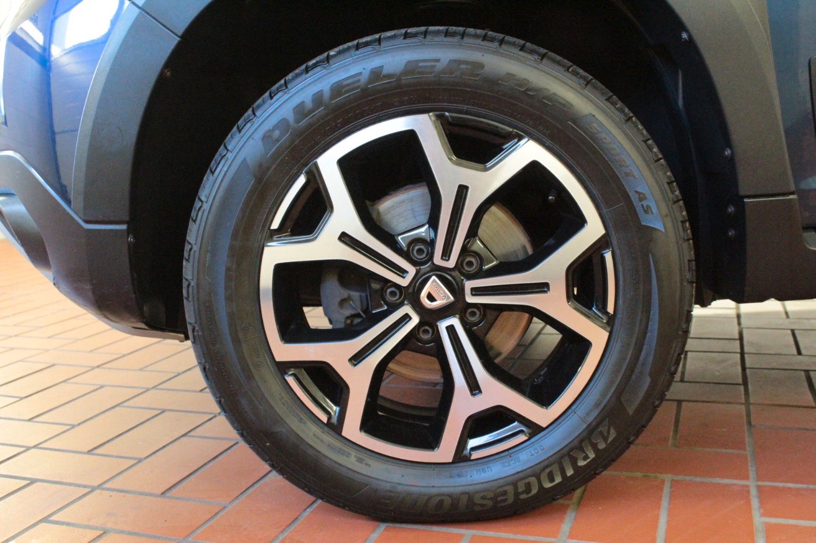 Fahrzeugabbildung Dacia Duster Blue dci115 Prestige*4x4 Allrad