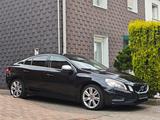 Volvo S60 D4 RDesign - Standh. 2.Hand - gepflegt - Volvo S60: 2.4