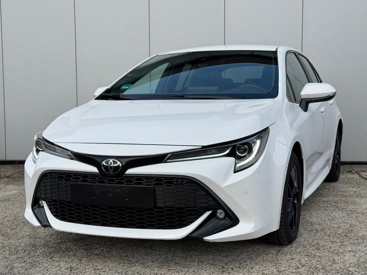 Toyota Corolla 1.2T Team D *LED*KAMERA*KEYLESS*