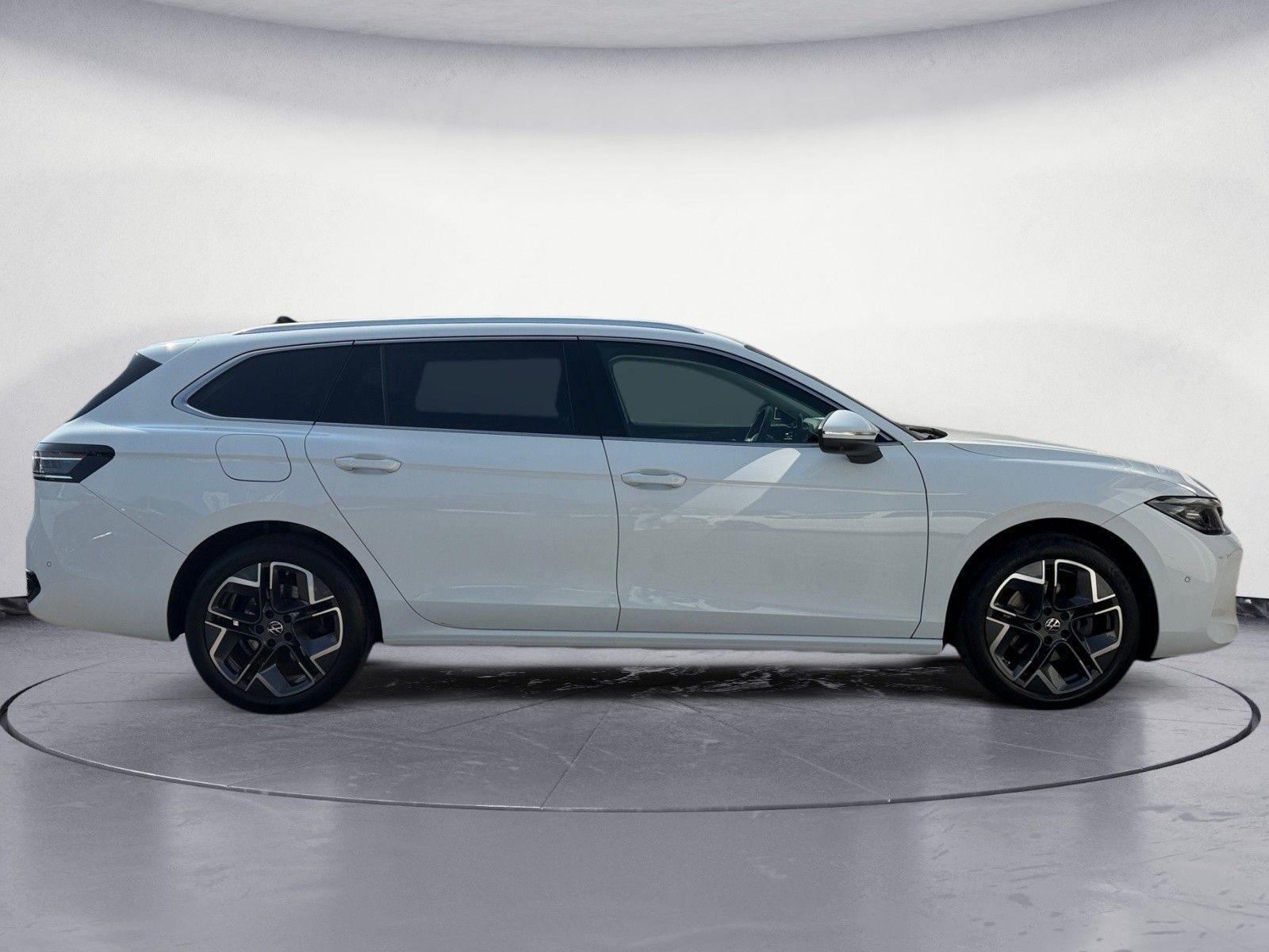 Volkswagen Passat - Bild 6