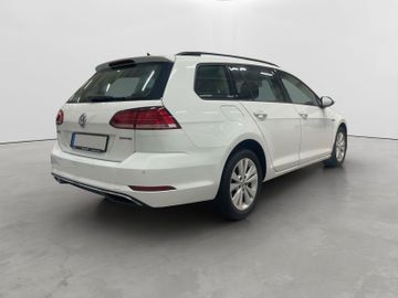 Volkswagen Golf - 3