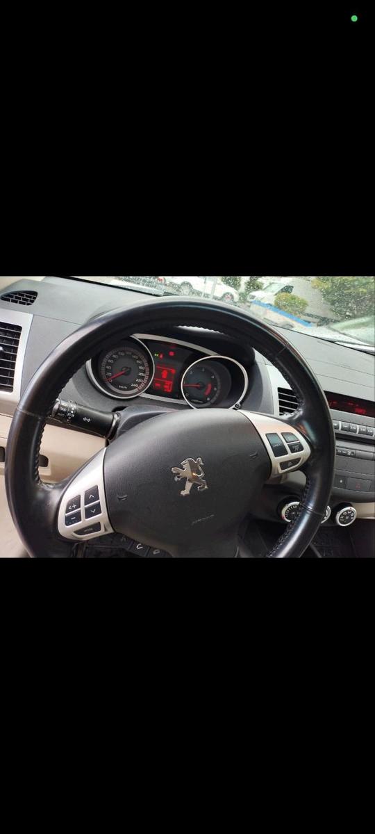 Peugeot 4007 2008 — photo 8