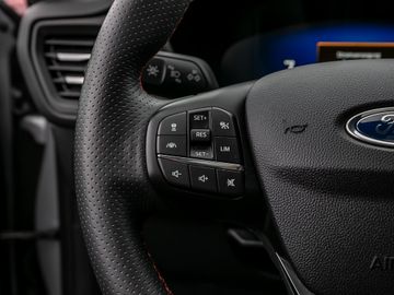 Ford Kuga 2.5 Plug-In Hybrid ST-Line X Winterpaket