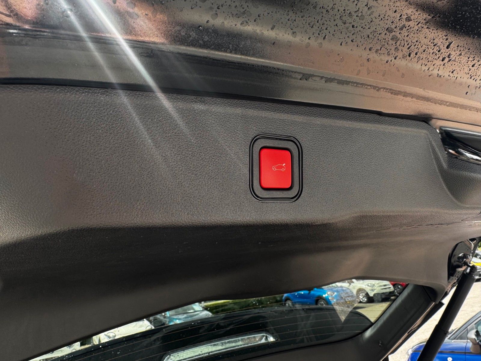Fahrzeugabbildung Jeep AVENGER ELEKTRO 1ST EDITION NAVI KAMERA ACC