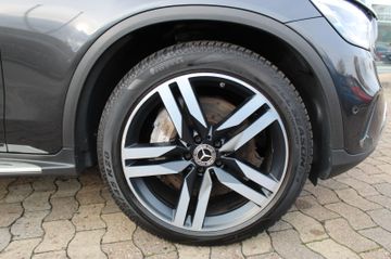 Fahrzeugabbildung Mercedes-Benz GLC 400 d 4Matic Pano+Burmester+20"