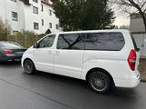 Hyundai H-1 Starex - Hyundai H-1 Starex mit Diesel-Antrieb: Automatik