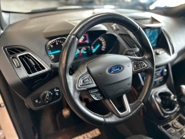 Ford Kuga ST-Line *Xenon*Leder*Navi*Kamera*