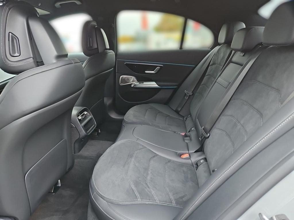Fahrzeugabbildung Mercedes-Benz E 300 e Limo +AMG-ADVANCED+NIGHT+AHK+BURMESTER +