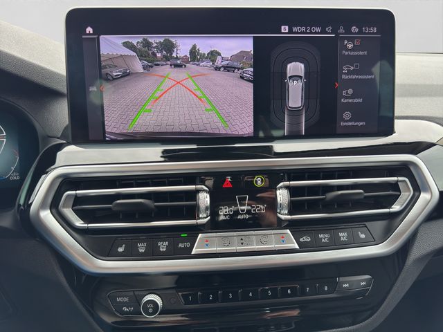 Fahrzeugabbildung BMW X3 xDrive 20d LED+Kamera+Head-Up+Leder+Sportsitz