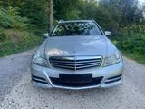Mercedes-Benz C 200 T BlueEFFICIENCY ELEGANCE ELEGANCE - Mercedes-Benz C 200: Elegance