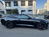 Chevrolet Camaro V8 6.2 - Gepfl. Garagenfahrzeug - Chevrolet Camaro: 6.2