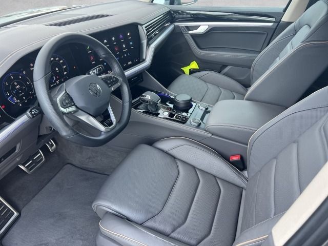 Touareg R-Line 3.0 V6 TDI DSG 4M AHK*Leder*Luft*