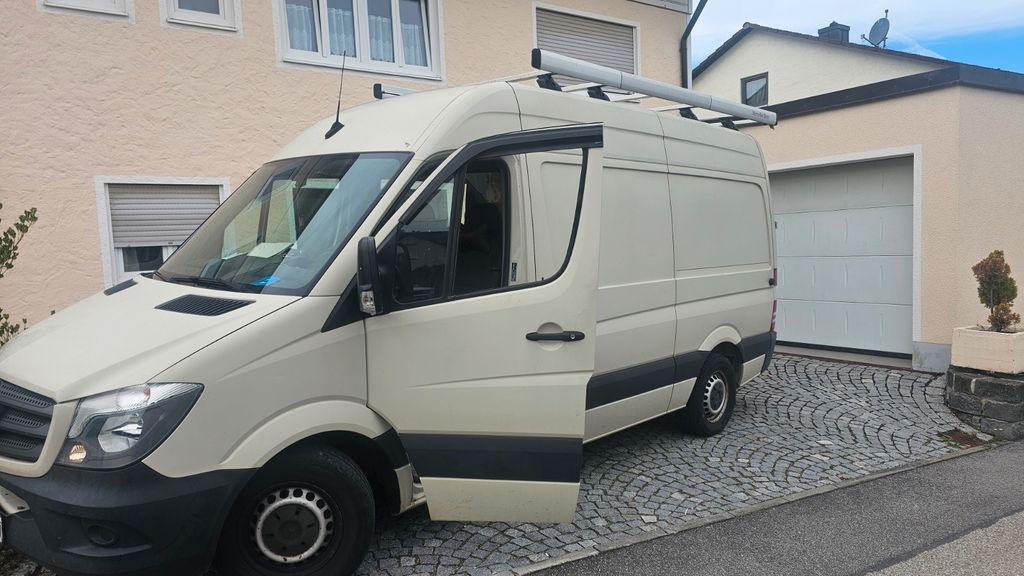 Image of Mercedes-Benz Sprinter