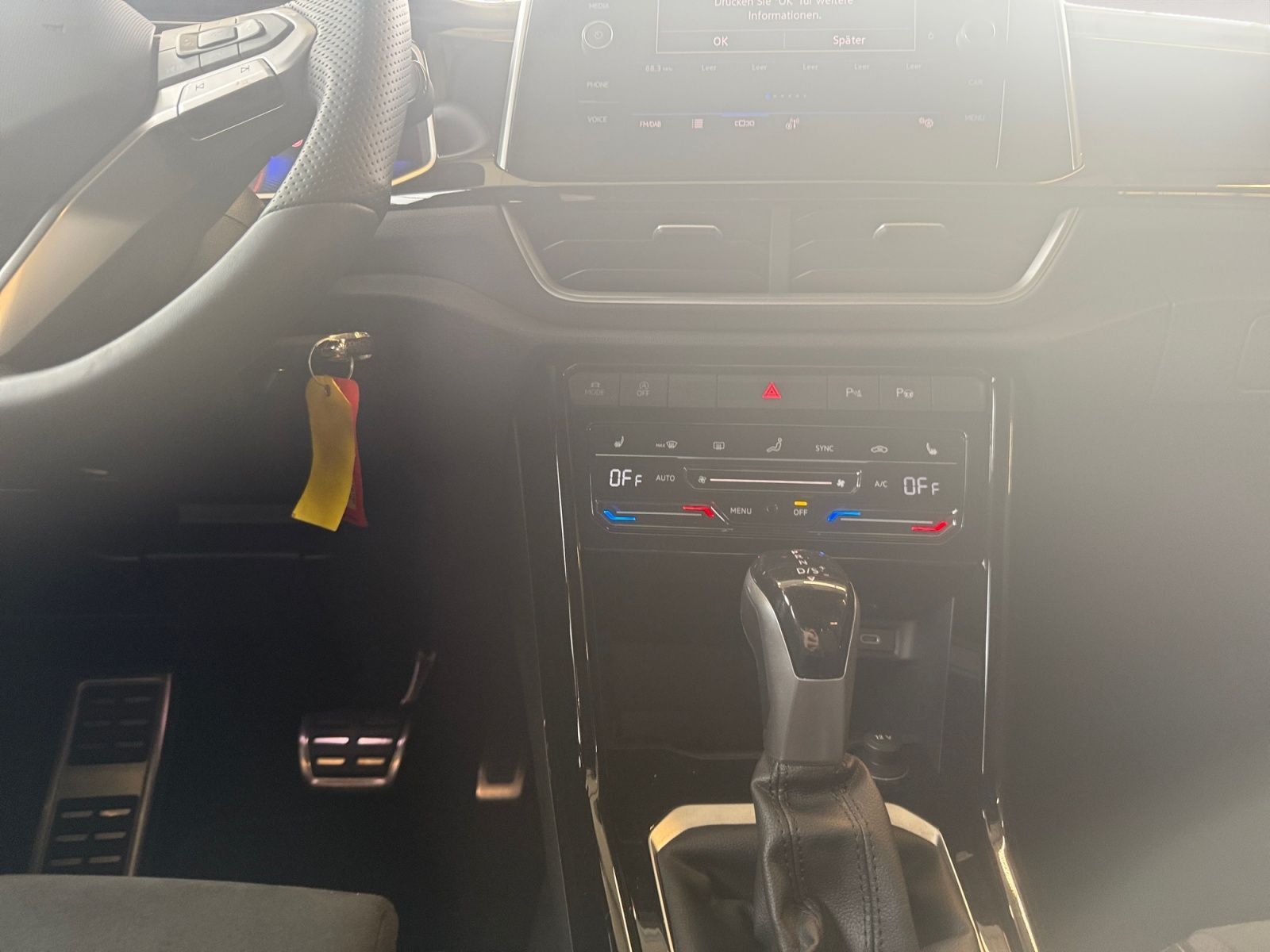 Volkswagen T-Roc - Bild 12