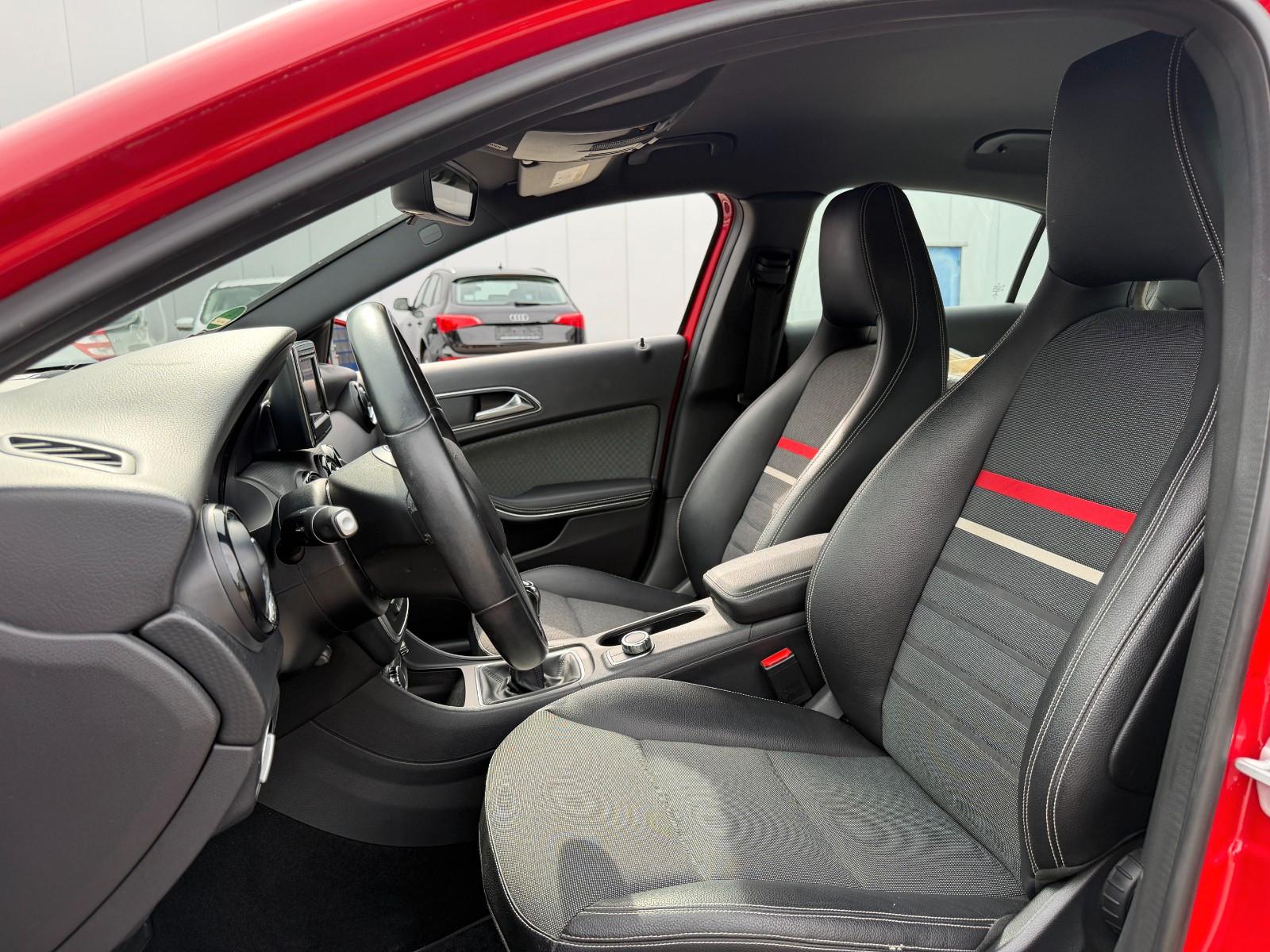 Mercedes-Benz A 180 BlueEfficiency Garantie *Navi*PDC*Bi Xenon