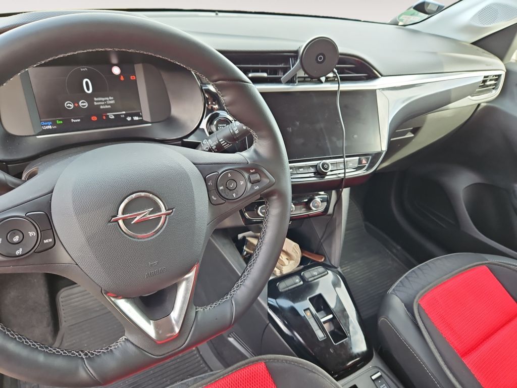 Fahrzeugabbildung Opel Corsa-e Elegance, Navi, SH,LH