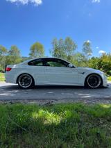 BMW M3 Coupé M3 / Tüv Neu /LCI / H&K/ M Drive / EDC - BMW M3 aus 2011: Coupe