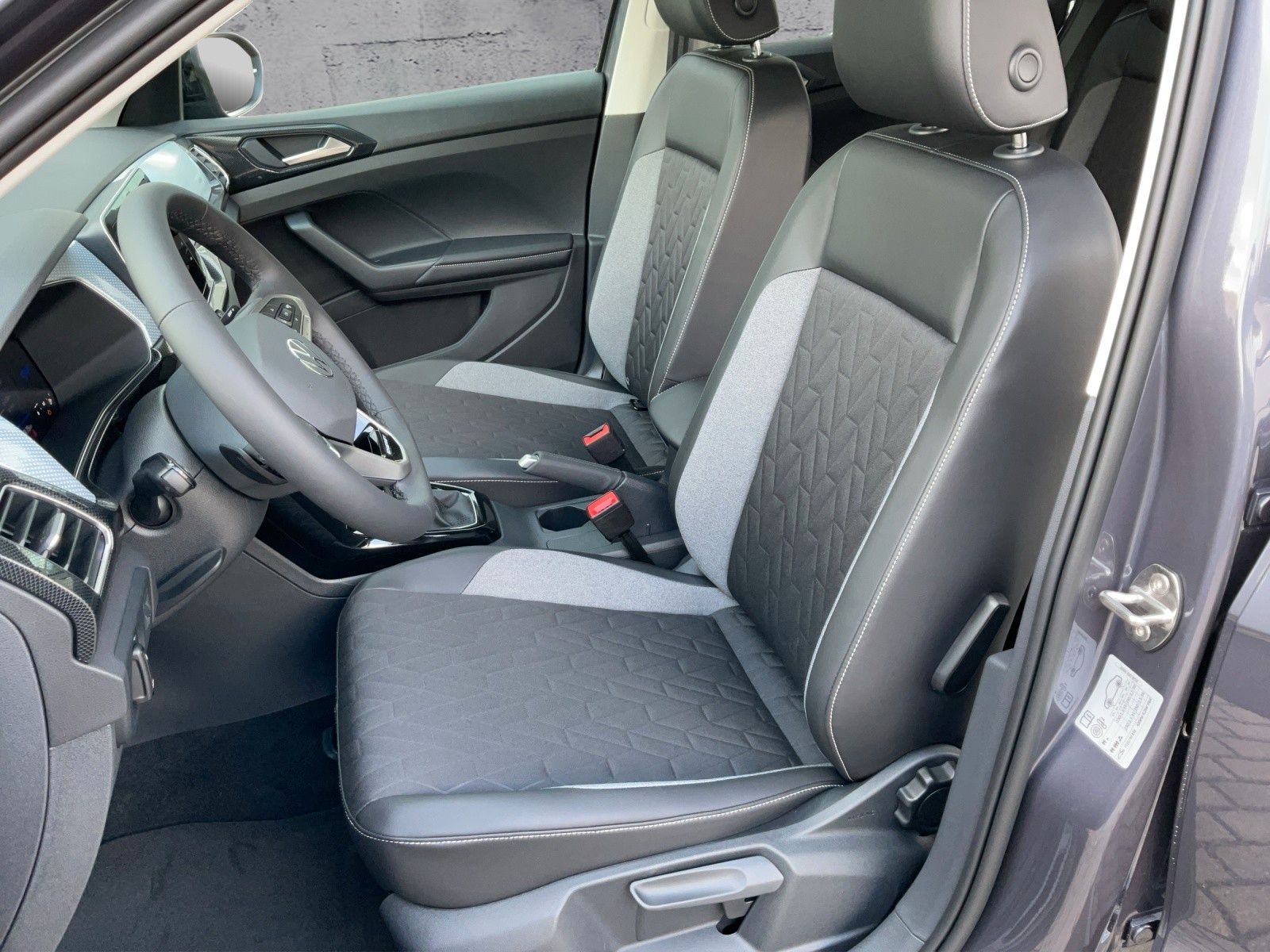 Volkswagen T-Cross 1.0 TSI 85 kW Energy foto 5