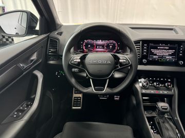 Skoda Karoq Sportline 1.5 Matrix+AHK+Panodach+Kamera