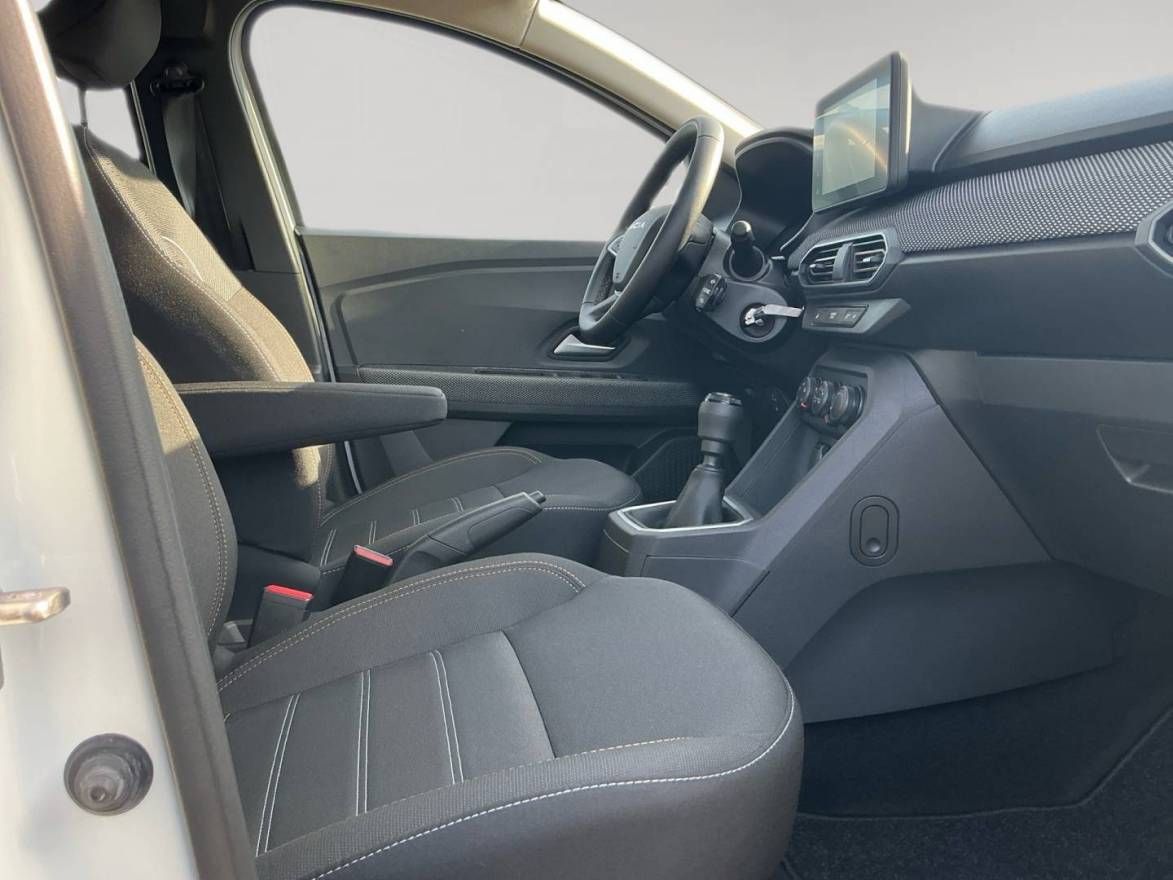 Fahrzeugabbildung Dacia Sandero Stepway Expression ECO-G 100