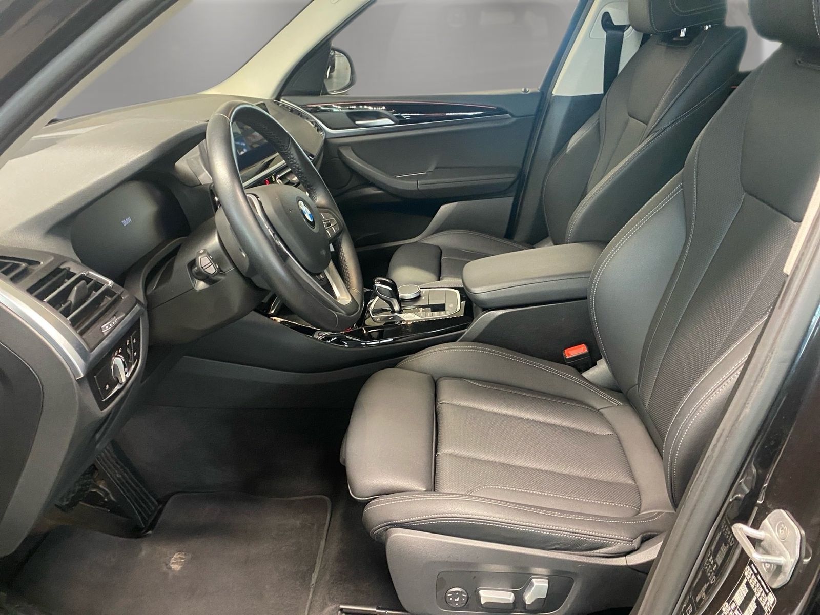 BMW X3 xDrive20i Navi AHK Head-Up Laser Kamera HiFi foto 7