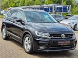 Volkswagen Tiguan 1.5 TSI Automatik R-Line/Navi/PDC/2.Hand - VW Tiguan Gebrauchtwagen in Duisburg