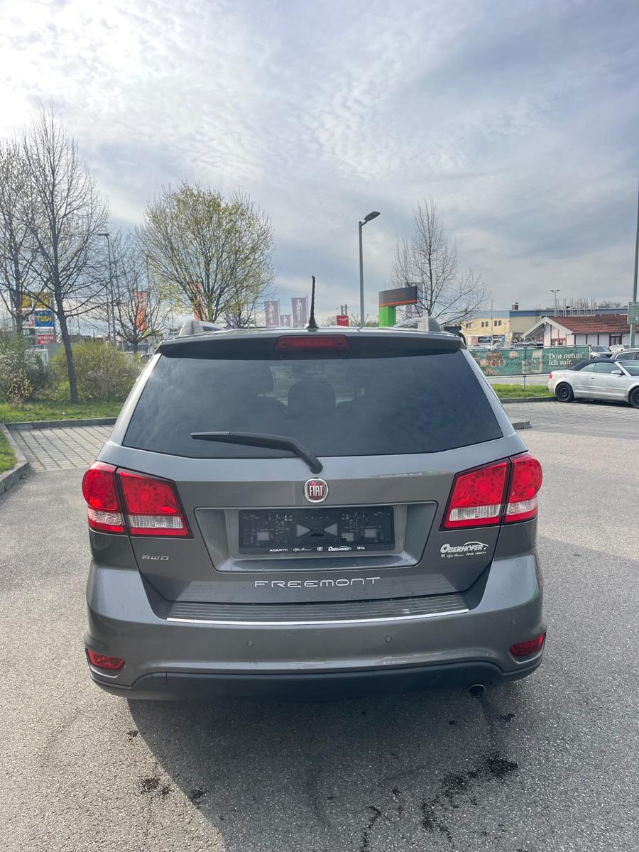 Fiat Freemont Lounge AWD (AUTOMATIK)
