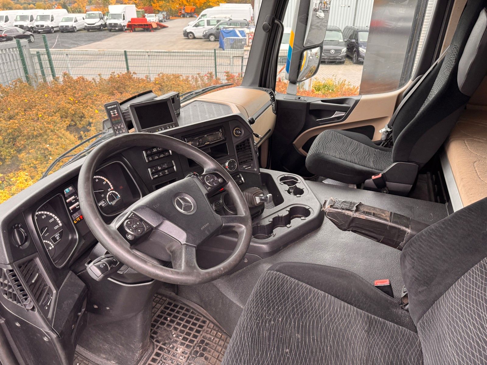 Fahrzeugabbildung Mercedes-Benz Actros 2643 L 6x2