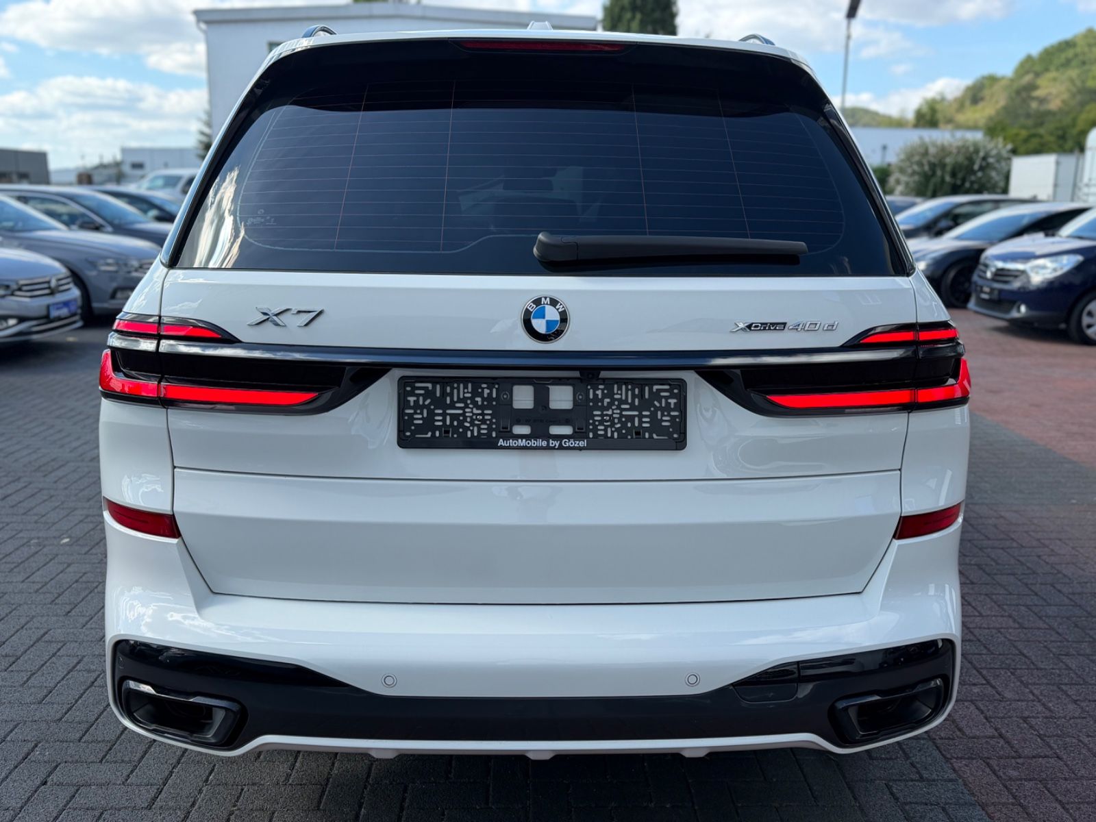 BMW X7 xDrive 40 d M Sport 1.Hand Sky Pano 7Sitz foto 4