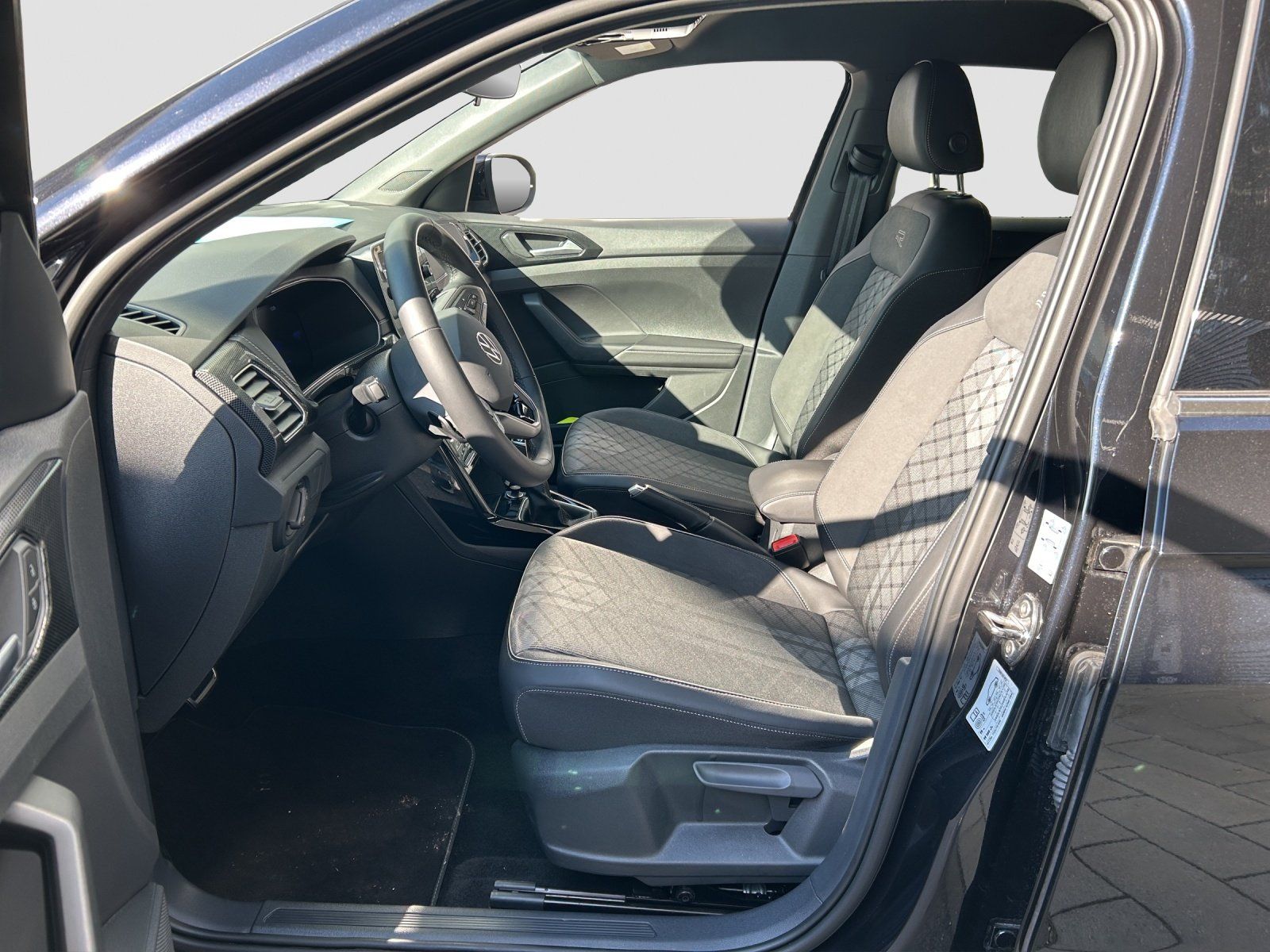 Volkswagen T-Cross - Bild 13