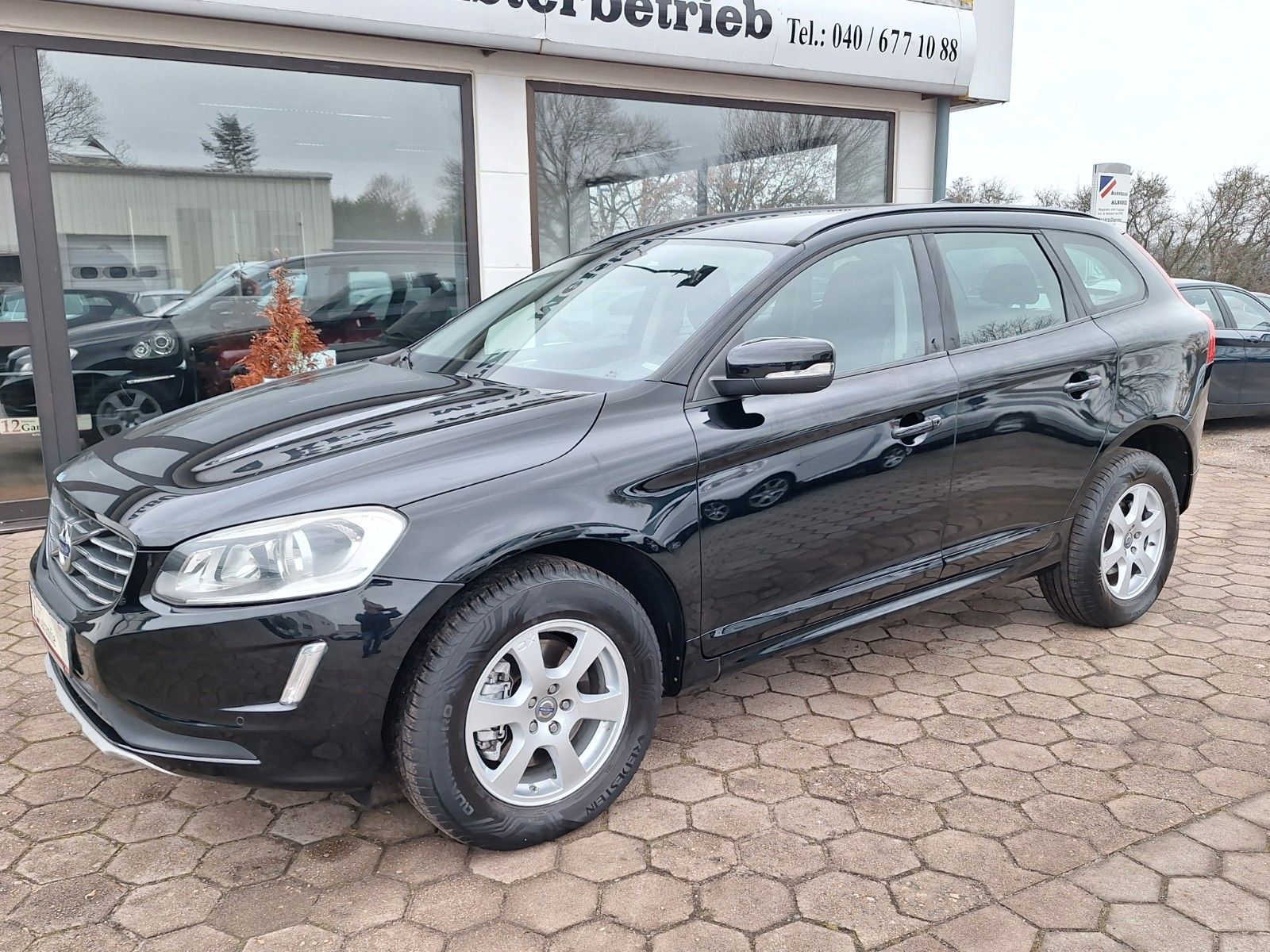 Volvo Volvo XC60 Kinetic*1Hand*TopZustand*TÜV+ServiceNeu