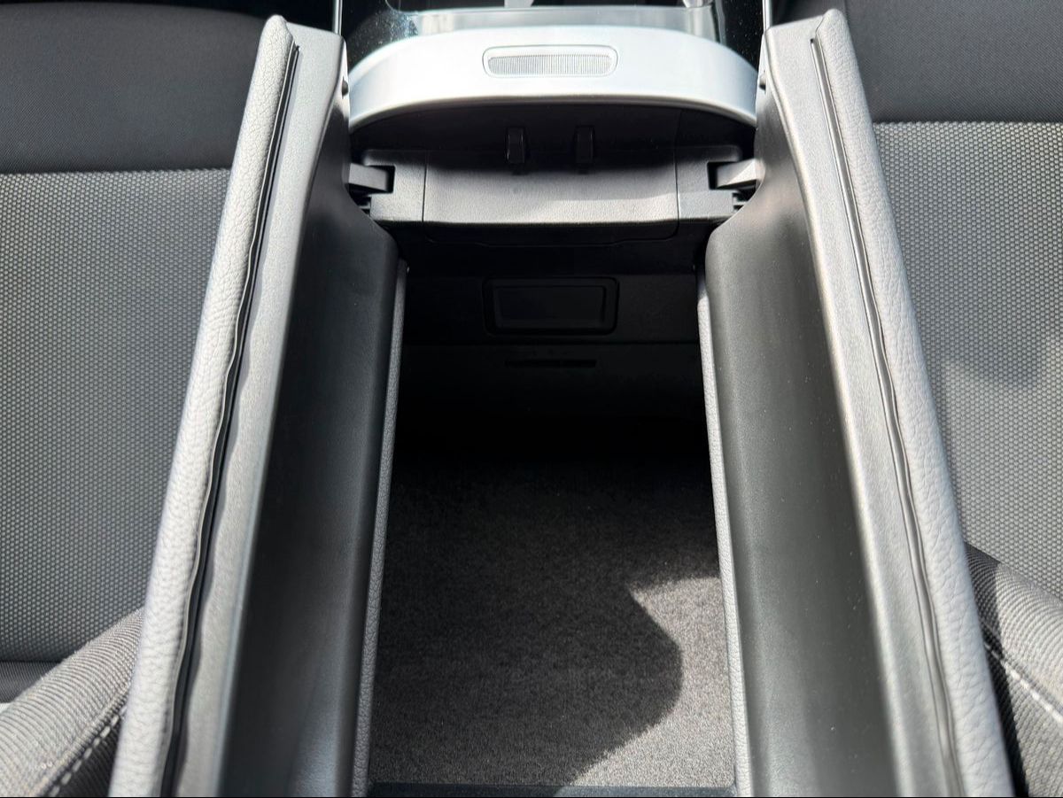 Fahrzeugabbildung Mercedes-Benz C 200d T RFK+SpurhaltA+EinparkP+SpiegelP+LED+IHC