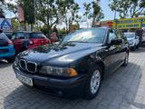 BMW 525i A Touring - BMW 525 aus 2000: 525i