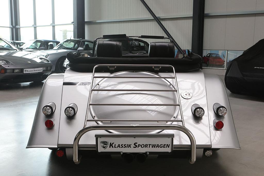 Morgan Plus 4