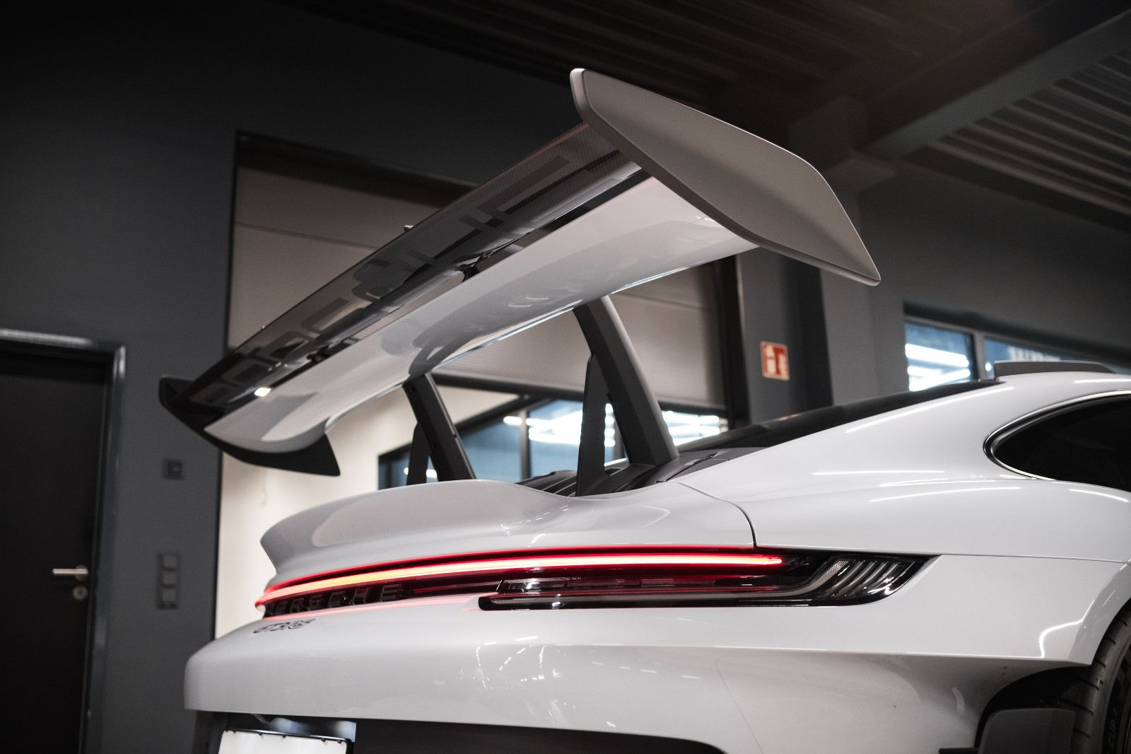 Fahrzeugabbildung Porsche 992/911 GT3 RS-Weissach-Lift-LDE-Kam.-90L-Clubsp