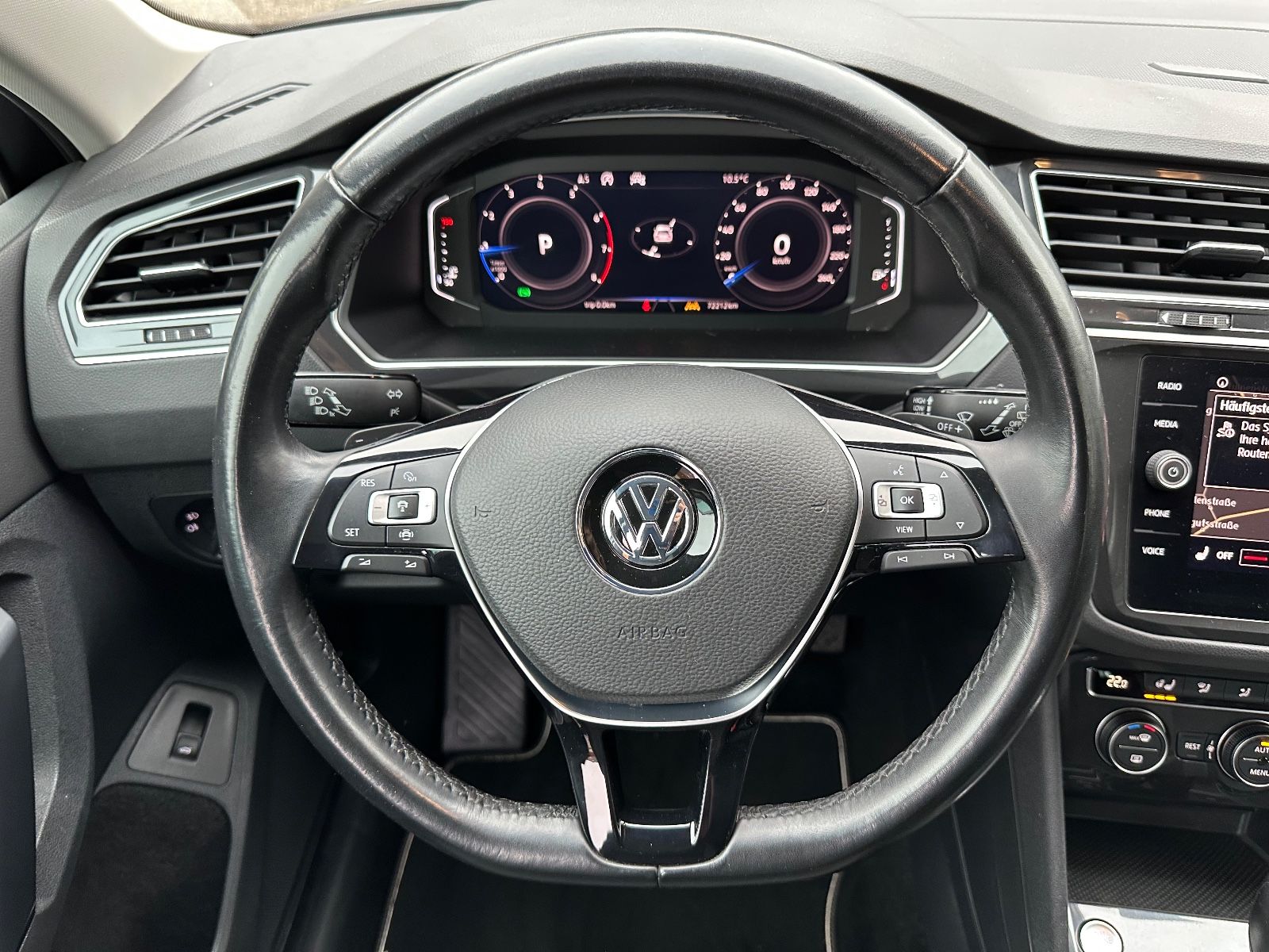 Fahrzeugabbildung Volkswagen Tiguan 1.5 TSI Comfortline DSG AHK/ACC/LED/Navi