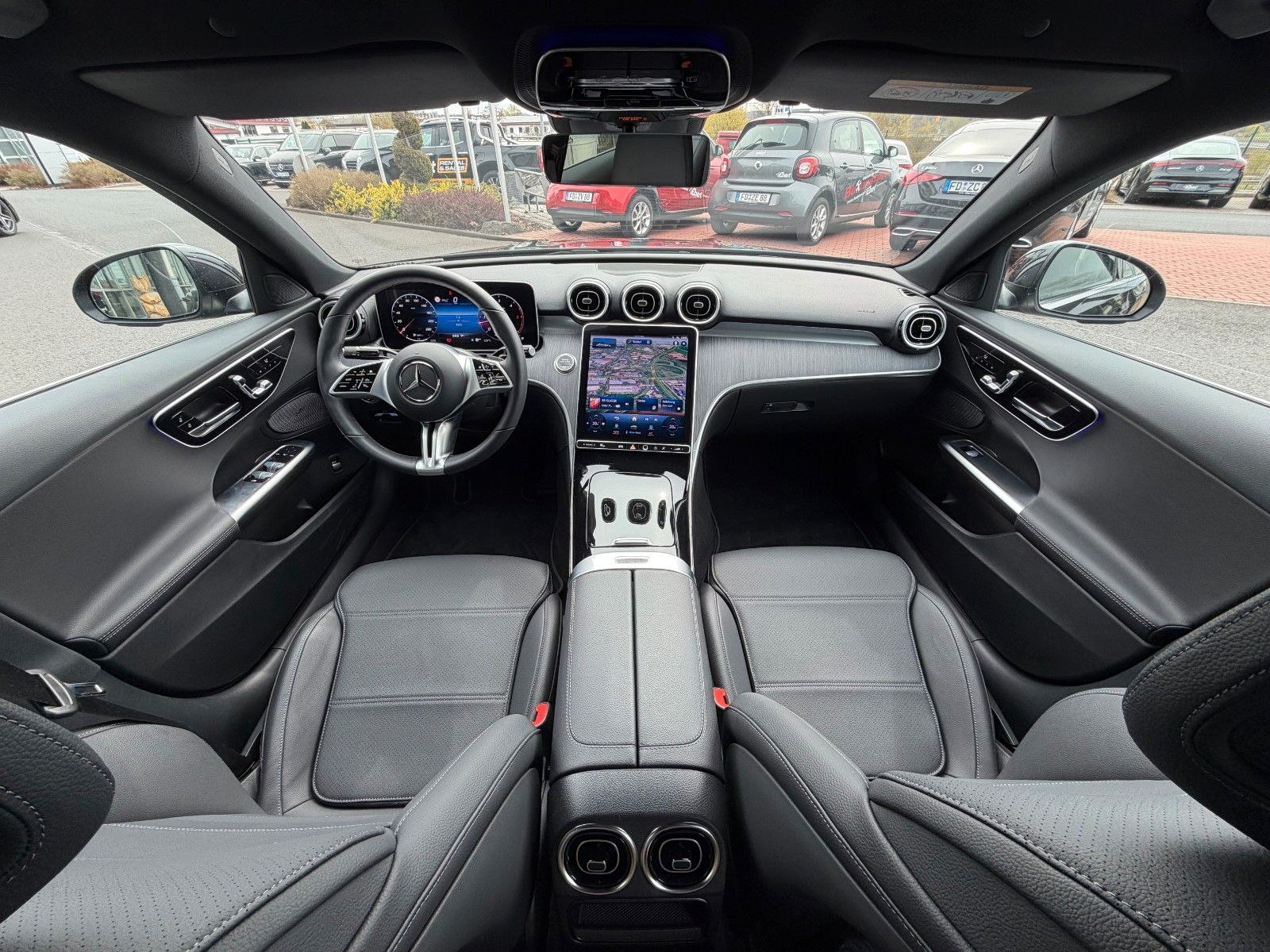 Fahrzeugabbildung Mercedes-Benz C 200d Avantgarde+Dirstr+Memory+Digital+TotW+