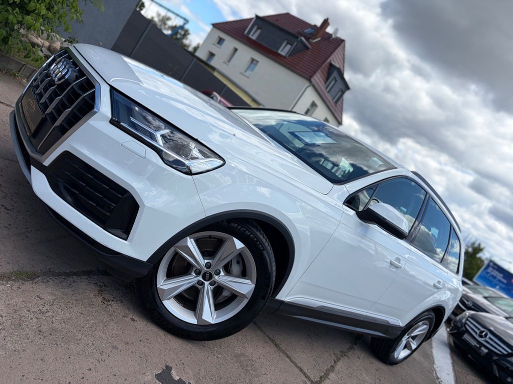Image of Audi Q7