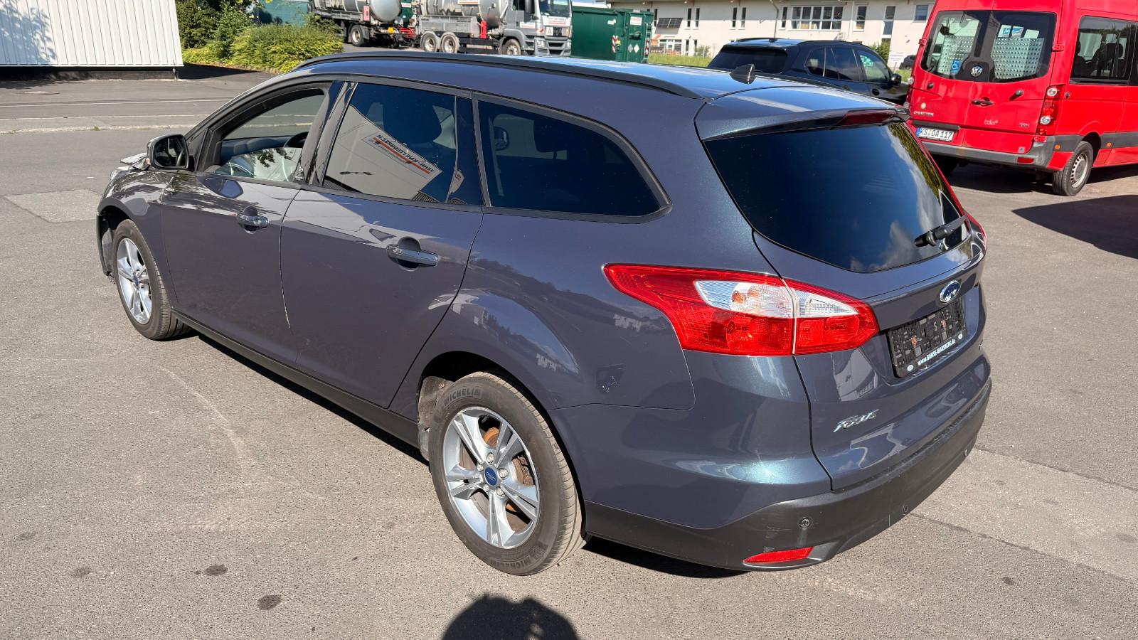 Ford Focus 2013 — photo 5