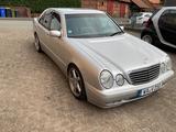 Mercedes-Benz E 270 CDI AVANTGARDE Avantgarde - Mercedes-Benz E 270