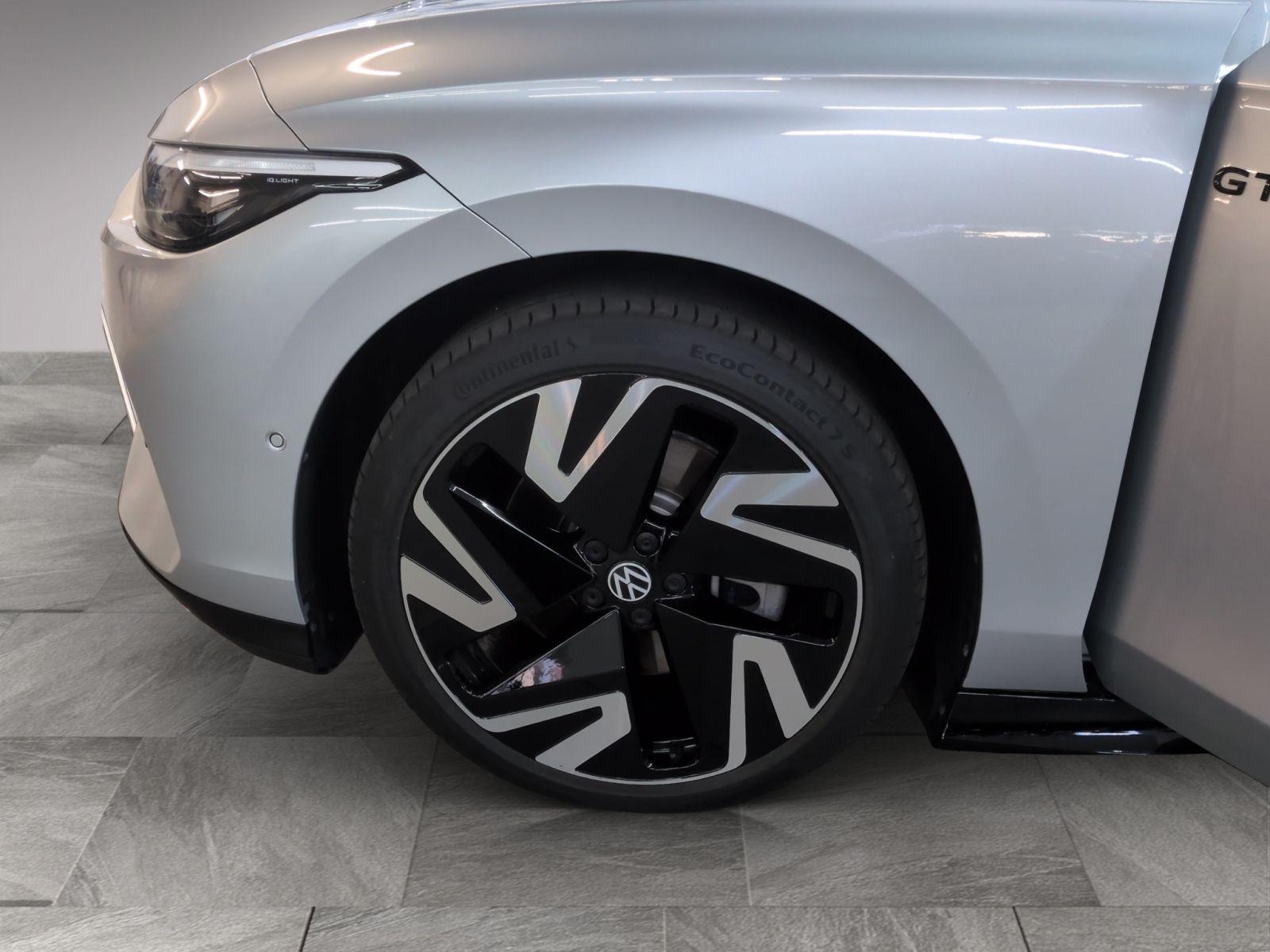 Volkswagen ID.7 Tourer GTX 91kWh/AHK/Matrix/Pano/WäPu/1.31G